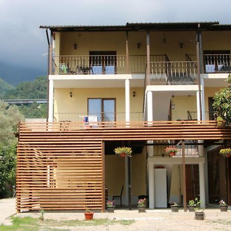 Guest House Letto Gagry Zewnętrze zdjęcie